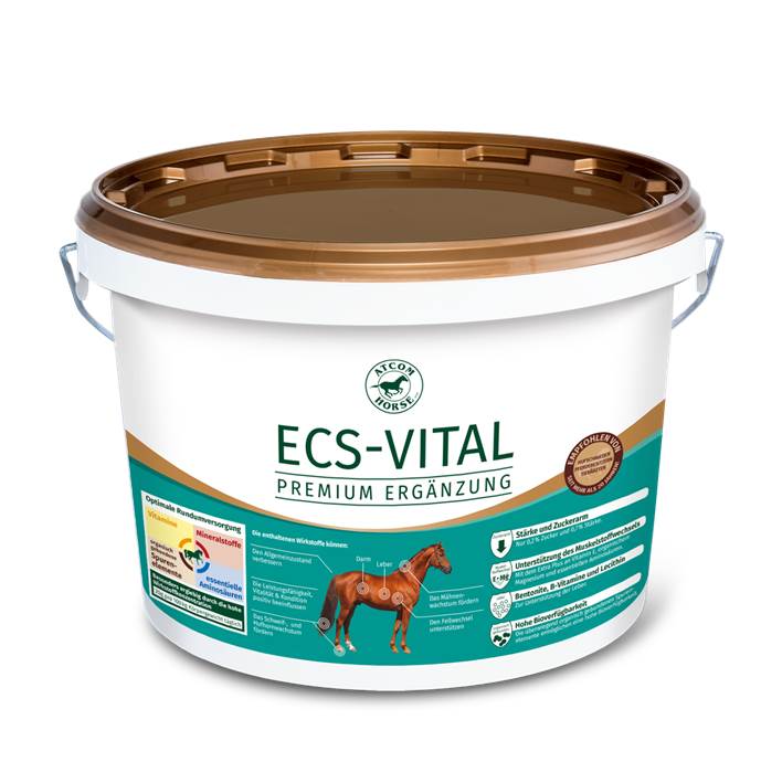 Eimer mit ECS-VITAL Pferdeergänzung ECS-VITAL Premium Ergänzung für Pferde in einem weißen Eimer mit braunem Deckel.
